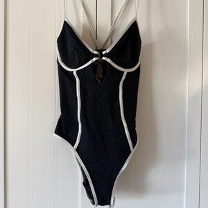 Nanette Lepore One-Piece Swimsuit Black & White Trim Cutout Detail (L)